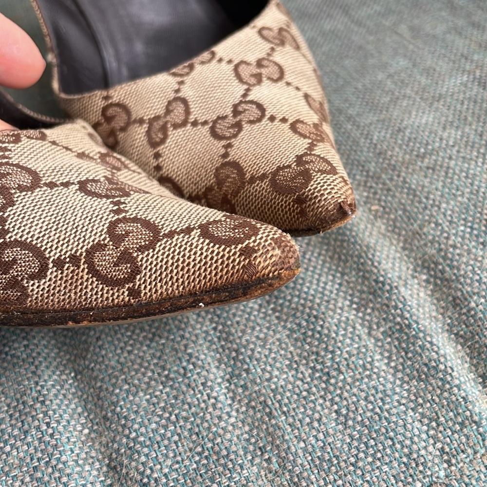 GUCCI MONOGRAM BAMBOO HEELED PUMPS - Picture 3 of 14